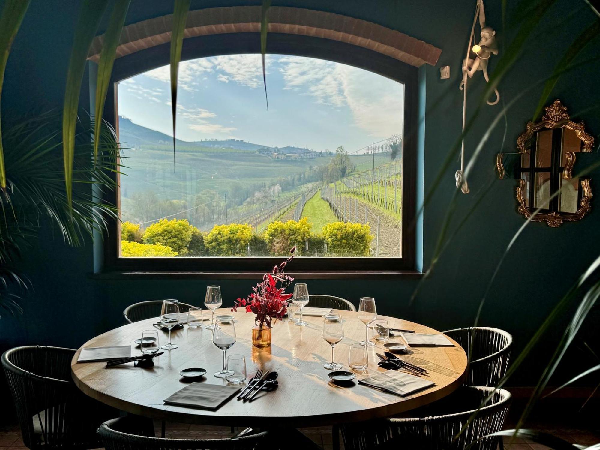 Panoramic Villa Garassino - Country Rooms And Fine Restaurant Трейзо Екстериор снимка
