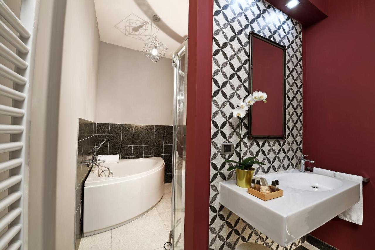 Panoramic Villa Garassino - Country Rooms And Fine Restaurant Трейзо Екстериор снимка