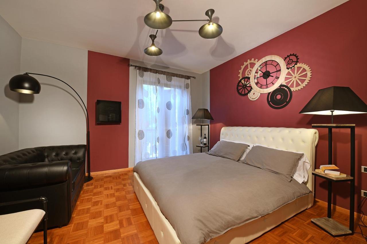 Panoramic Villa Garassino - Country Rooms And Fine Restaurant Трейзо Екстериор снимка